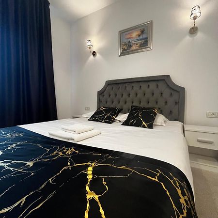 Cochet Boutique Hotel Târgu Jiu Eksteriør billede