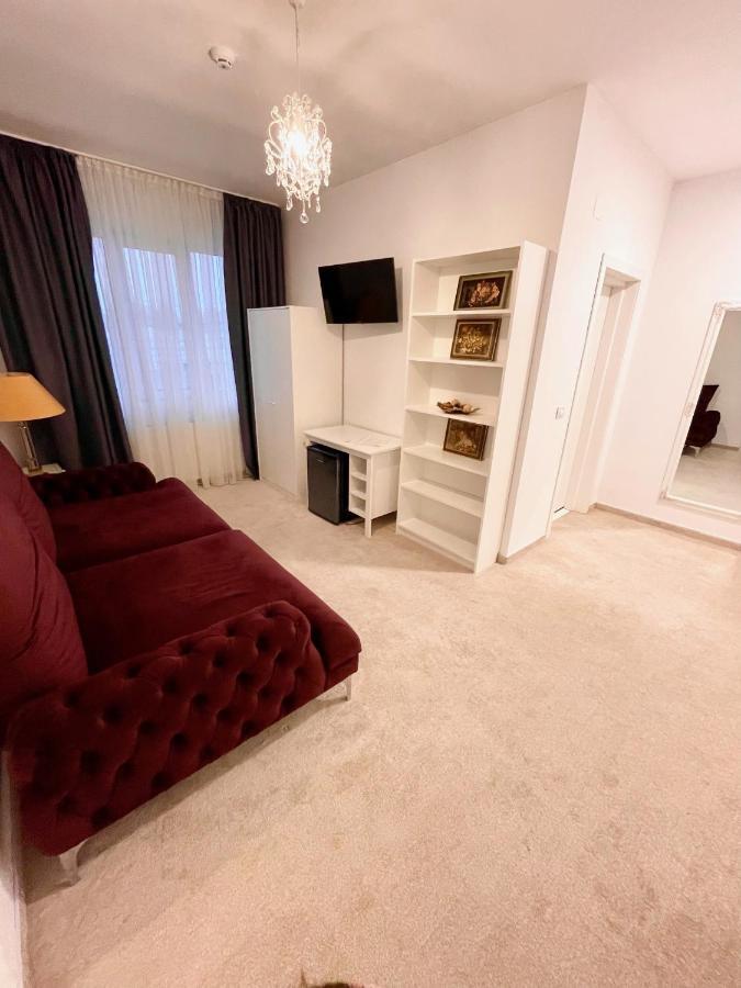 Cochet Boutique Hotel Târgu Jiu Eksteriør billede