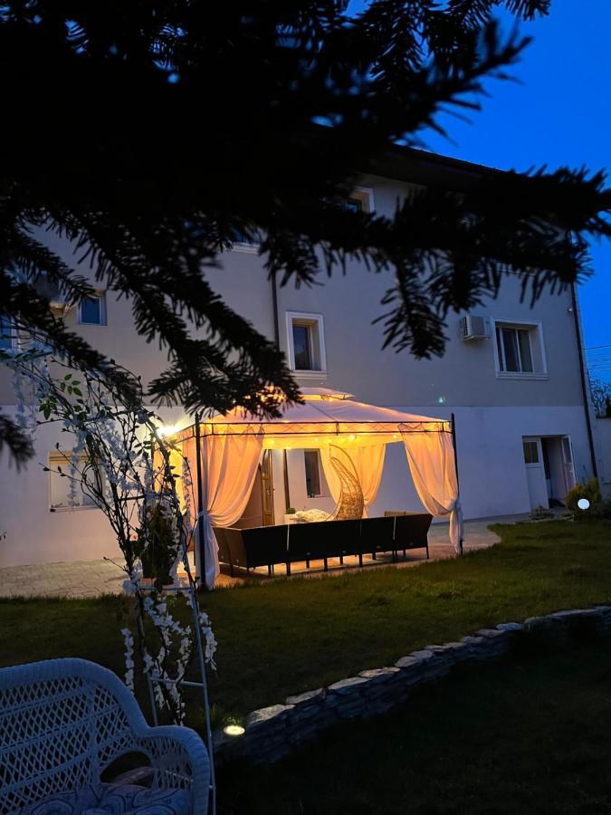 Cochet Boutique Hotel Târgu Jiu Eksteriør billede