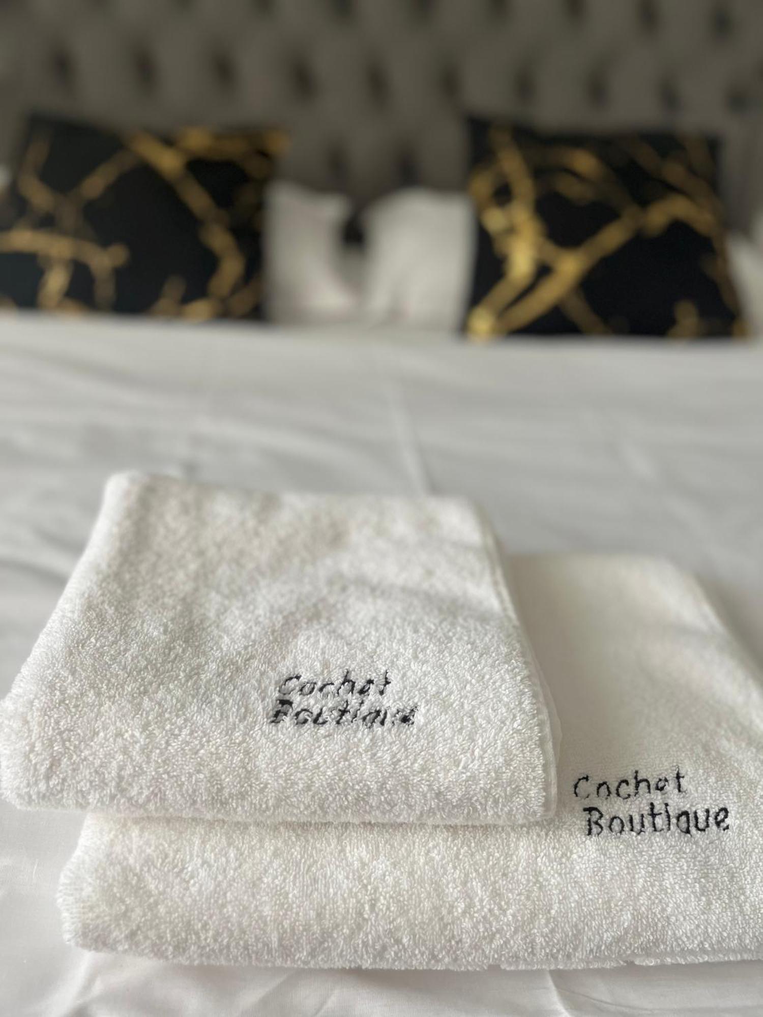 Cochet Boutique Hotel Târgu Jiu Eksteriør billede